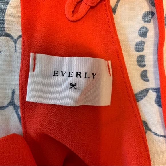 Boutique Coral Tank - Picture 3 of 4